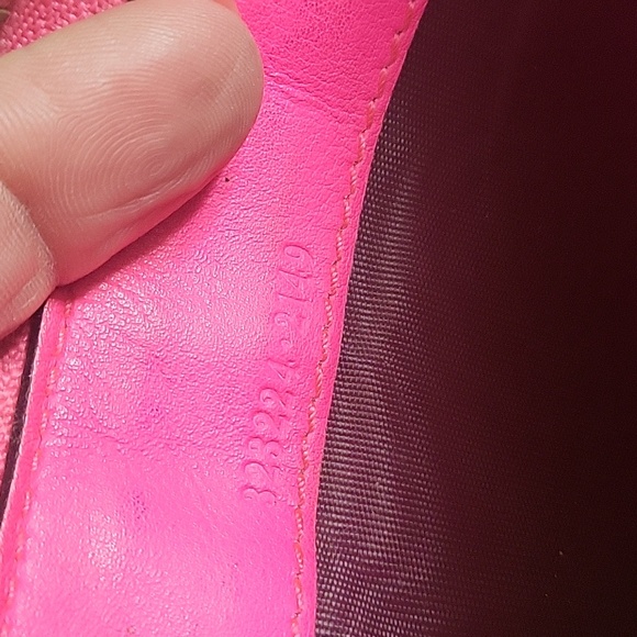 Gucci zip wallet - Picture 15 of 16